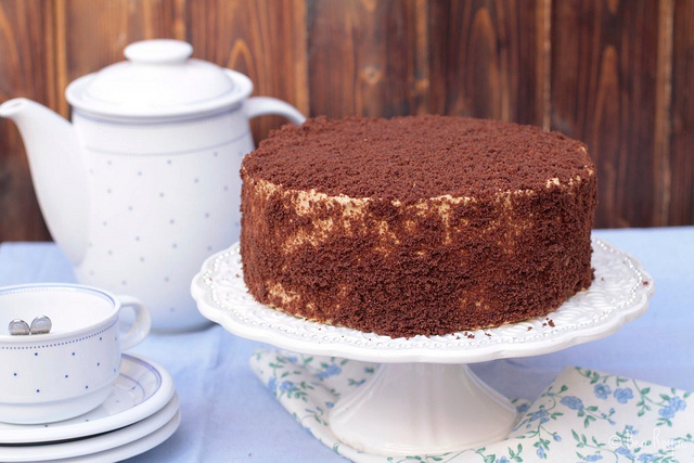 Café au Lait Chocolate Cake
