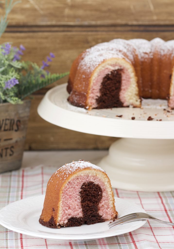 MI BUNDT NAPOLITANO Y MIL COSAS MAS