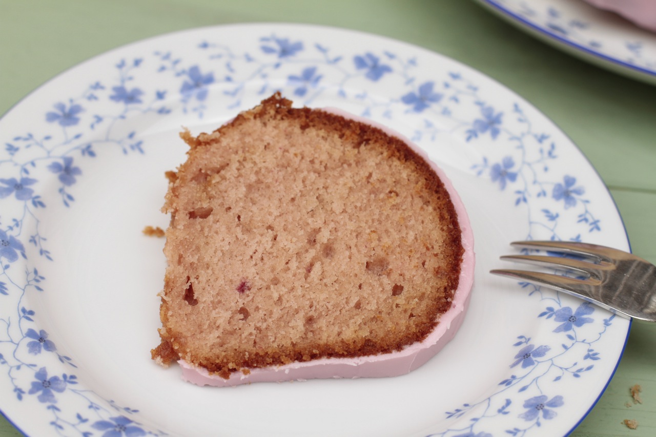 Un bundt jugosisimo con un rico sabor abrutado