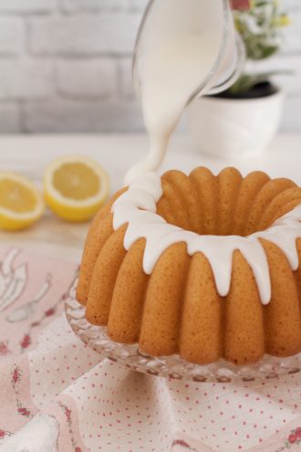 Bundt de Triple Limón